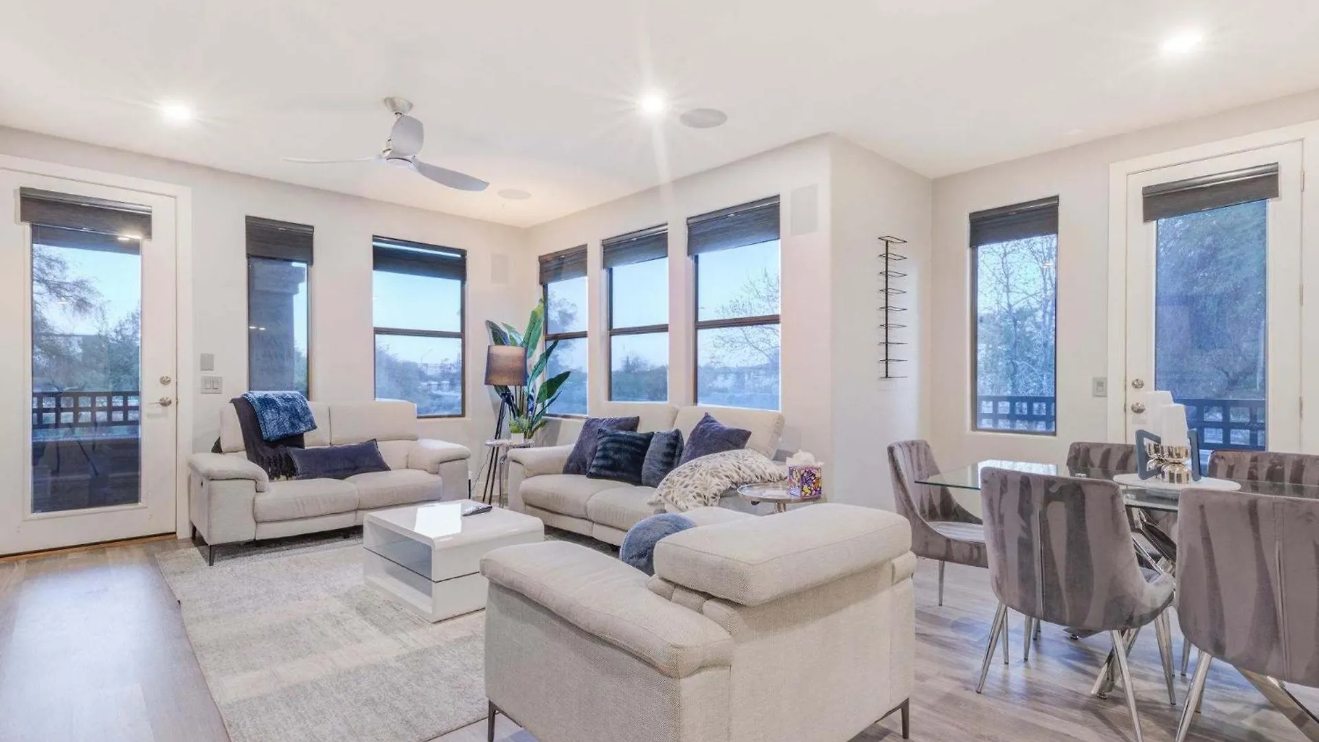 Lux Scottsdale Condo Overlooks 9Th Hole Near Golf